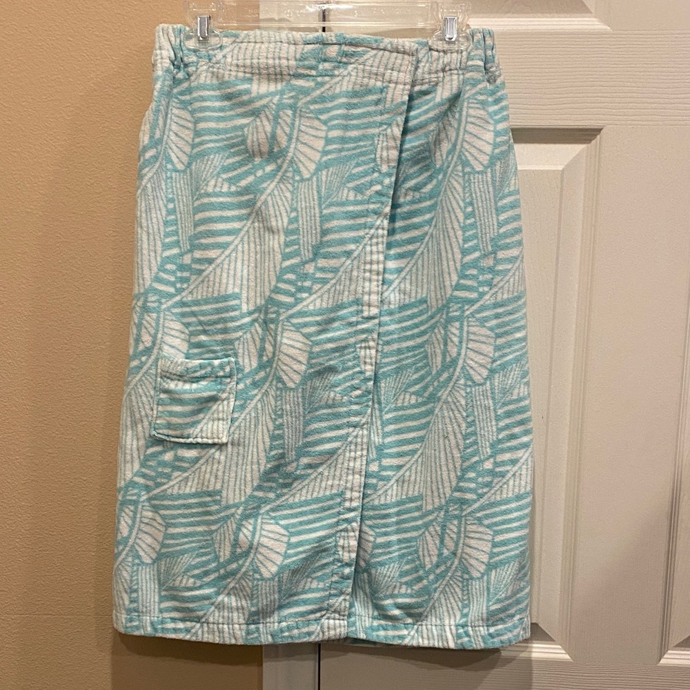 Room Essentials towel wrap